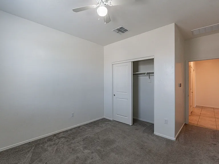 908 W Calle Sucre — Photo 21