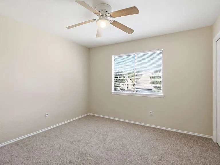 6700 Shiner St — Photo 13