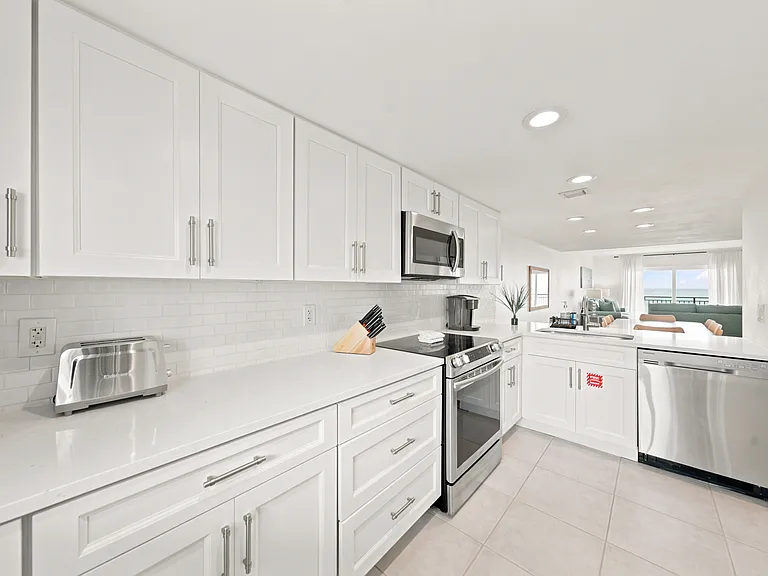 3060 N Atlantic Ave #404 — Photo 4