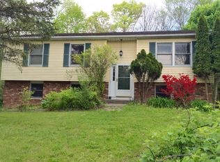 2 Enterprise Rd, New Paltz, NY 12561