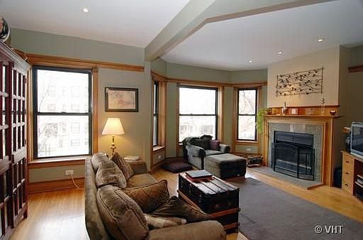 2nd image of 4733 N Kenmore Ave APT 2