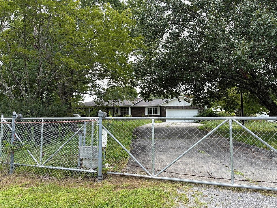2nd image of 2155 State Highway 75