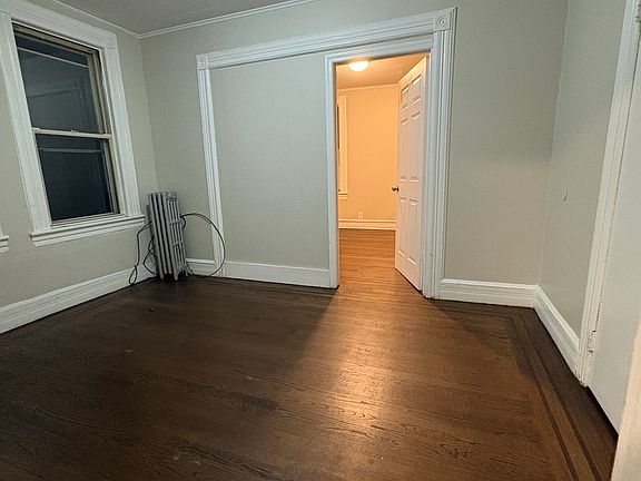 2nd image of 76 Pearsall Ave #2