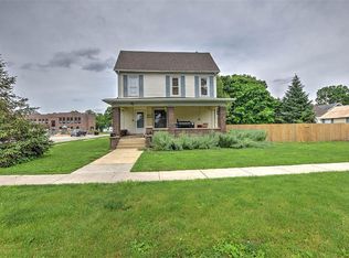 300 N Piatt St, Bement, IL 61813