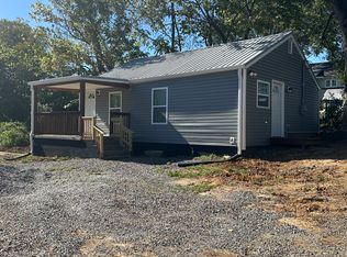 1231 E Harper Ave, Maryville, TN 37804