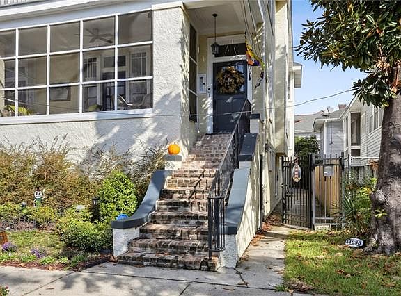 2nd image of 4409 Carondelet St #B