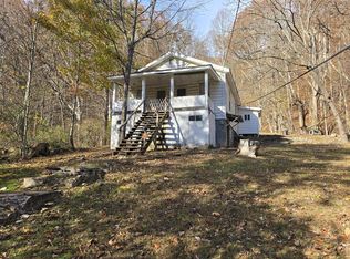 4184 Odd Rd, Josephine, WV 25857