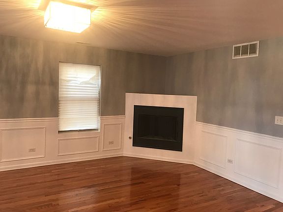 2nd image of 7814 S Woodlawn Ave