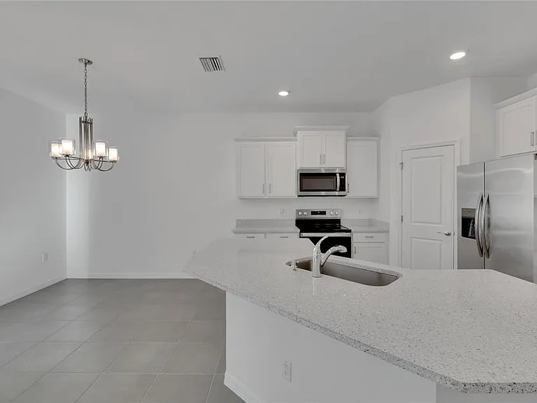 3329 Shady Sunrise Loop — Photo 28