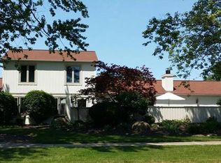 4874 Mills Creek Ln, North Ridgeville, OH 44039