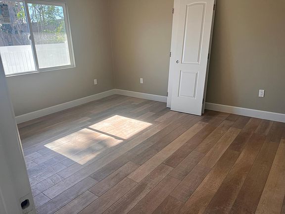 3rd image of 7838 Valle Vista Dr