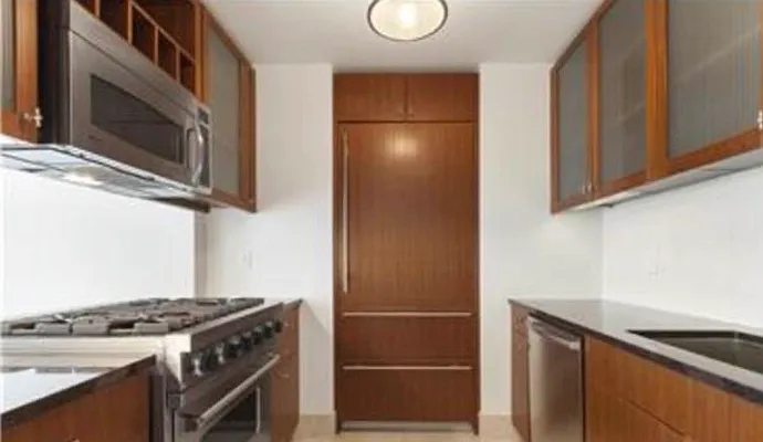 Rented by Compass | media 9