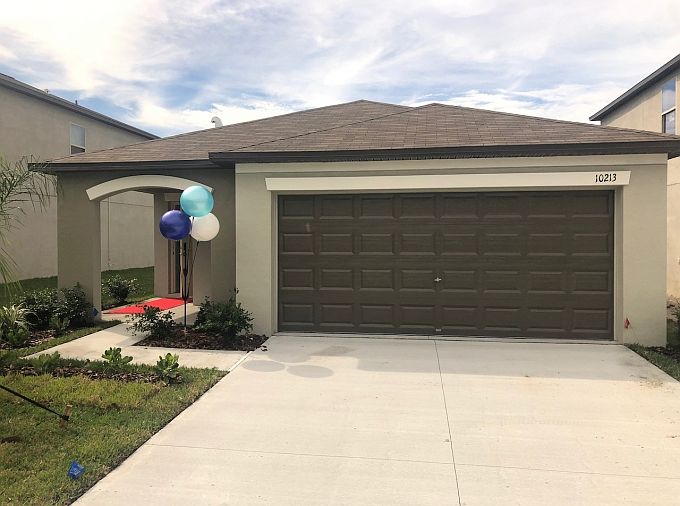 1st image of 10213 Summer Kiss Ave