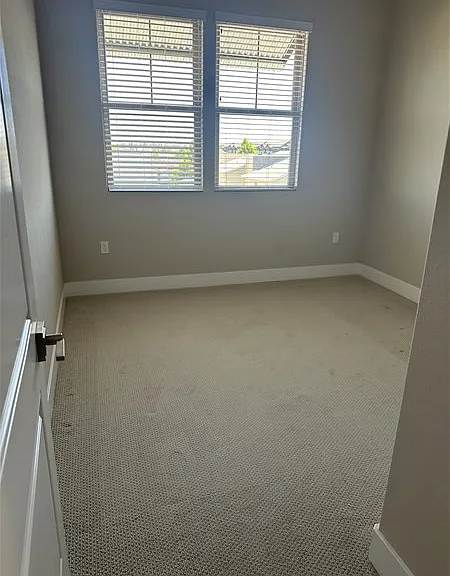 1661 Spring St #432 — Photo 16