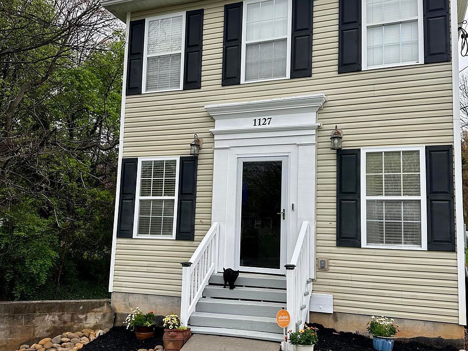 1st image of 1127 W Parkway Ave