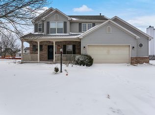 3205 Weeping Cherry Dr, Champaign, IL 61822