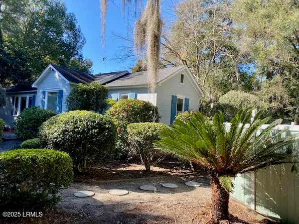 2301 Hermitage Road, Beaufort, SC 29902