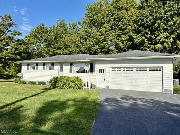 6775 Sidley Rd, Thompson, OH 44086
