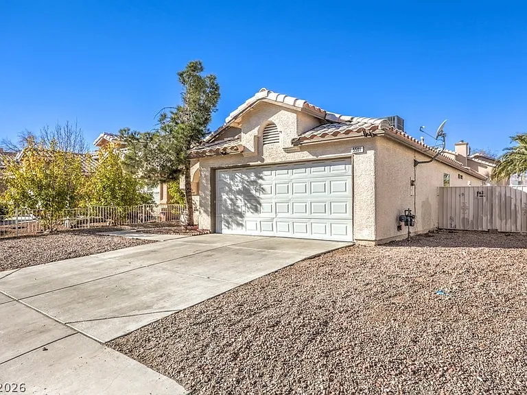 5501 Lonesome Biker Ln — Photo 2