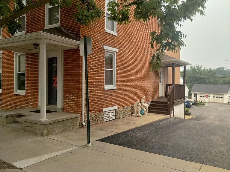 3115 Main St #3115 — Photo 2