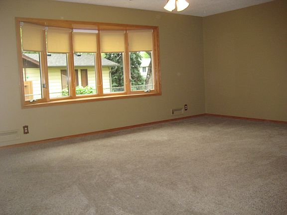 Main level living room