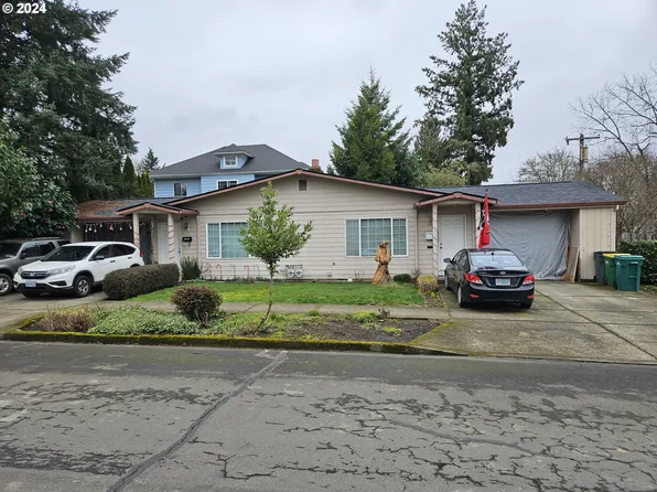 1641 22nd Ave, Forest Grove, OR 97116
