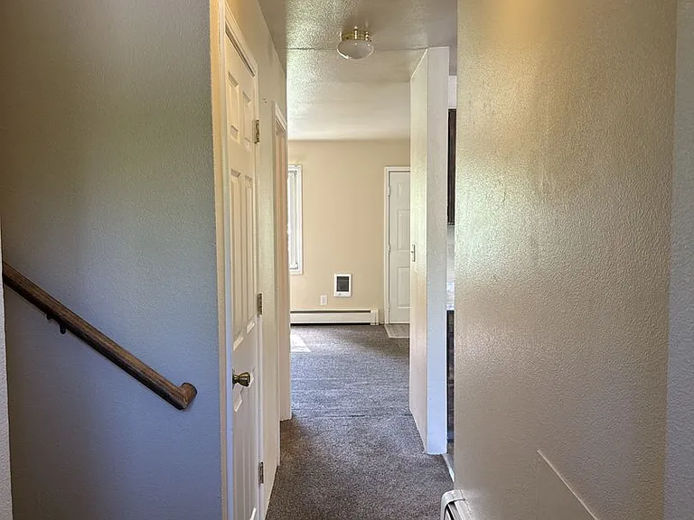 1421 24th Ave — Photo 3