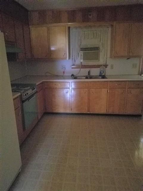 2nd image of 528 S Franklin St