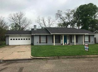 829 Park Ln, Mexia, TX 76667