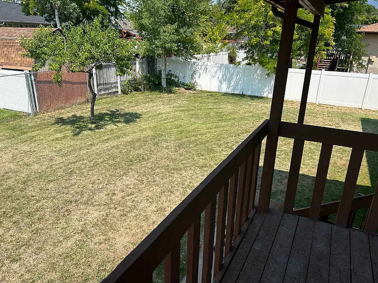 368 Weaver Ln — Photo 9