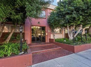 5400 Newcastle Ave, Encino, CA 91316