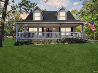 1781 Gulley Rd, Howell, MI 48843