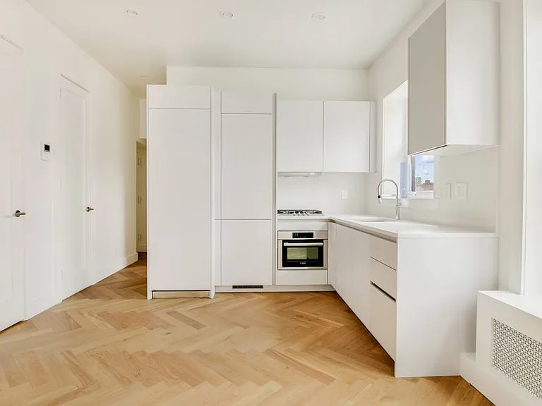 433 Dean St #427-15 — Photo 1