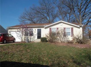 14 Lone Elk Ln, Saint Peters, MO 63376