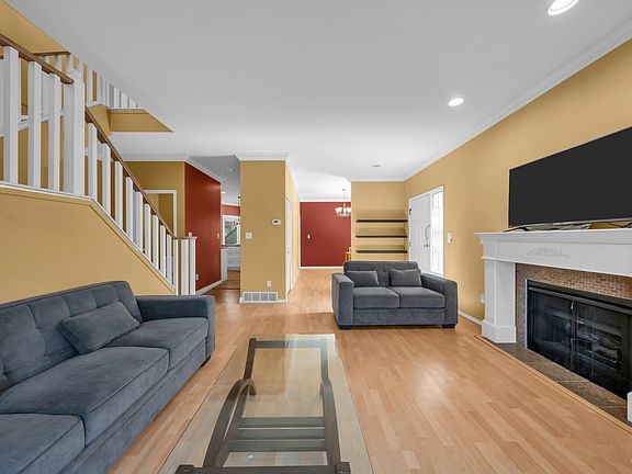 5th image of 8291 General Currie Rd #15