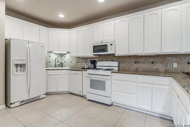 444 Herff St — Photo 6