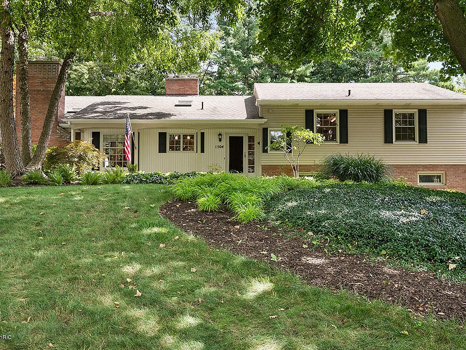 1st image of 1504 Blythe Dr NW