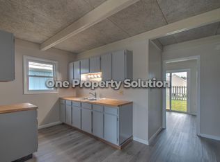 1327 Logan St, Hammond, IN 46320