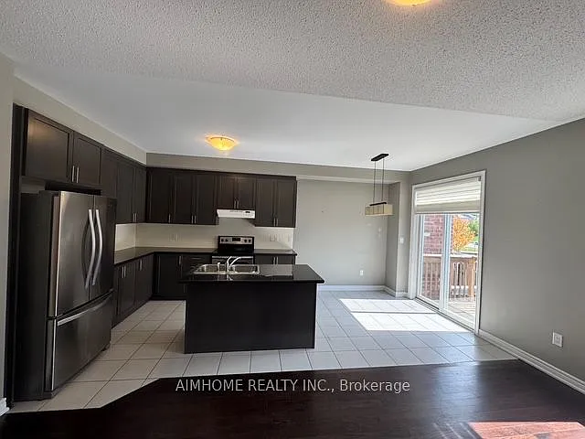 119 Rothwell St — Photo 4