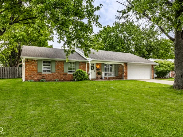 829 Willark Dr, New Whiteland, IN 46184