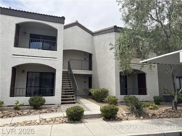 950 Seven Hills Dr, Henderson, NV