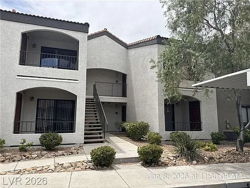 950 Seven Hills Dr Photo 1