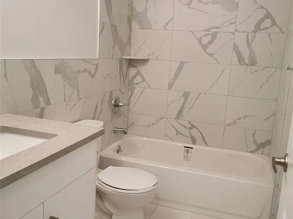 4th image of 5714 Xenia St