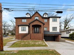 69 Elmbank St, Staten Island, NY