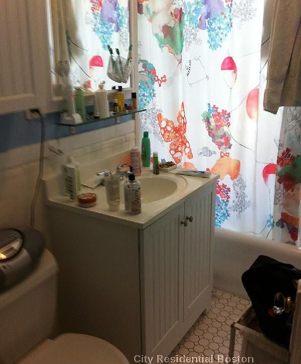 2nd image of 4 Greenway Ct APT 7F