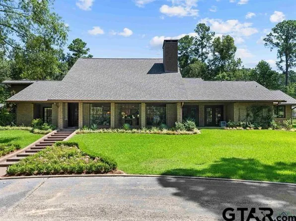 708 Richardson Dr, Henderson, TX 75654