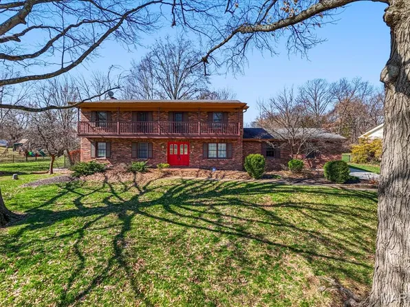 8875 Woodfox Dr, Saint Louis, MO 63127