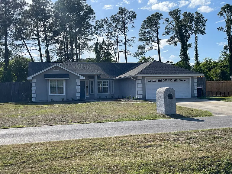 140 Treasure Palm Dr — Photo 31