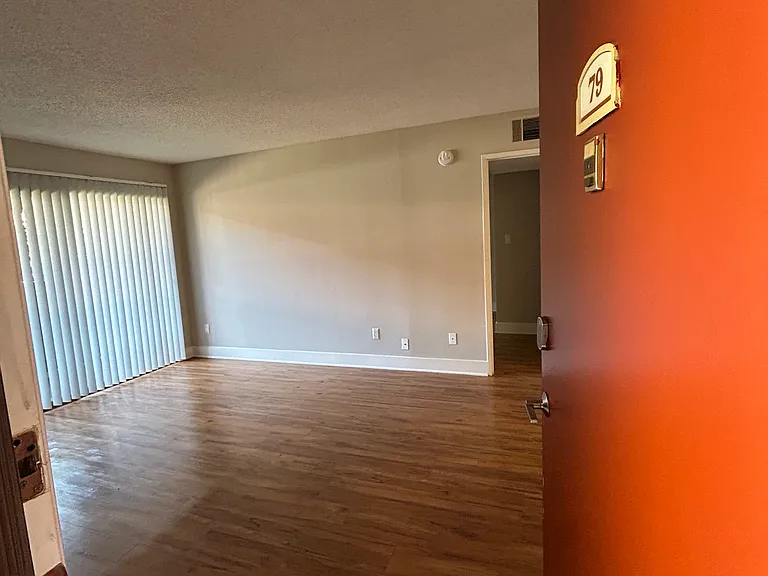 5447 E Cochran St #79 — Photo 1