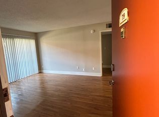 5447 E Cochran St APT 79, Simi Valley, CA 93063